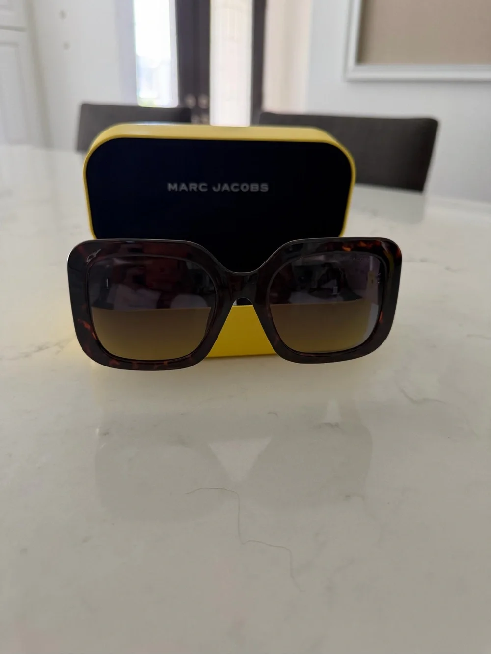 Marc Jacobs Tortoiseshell Square Sunglasses with Brown Gradient Lenses
